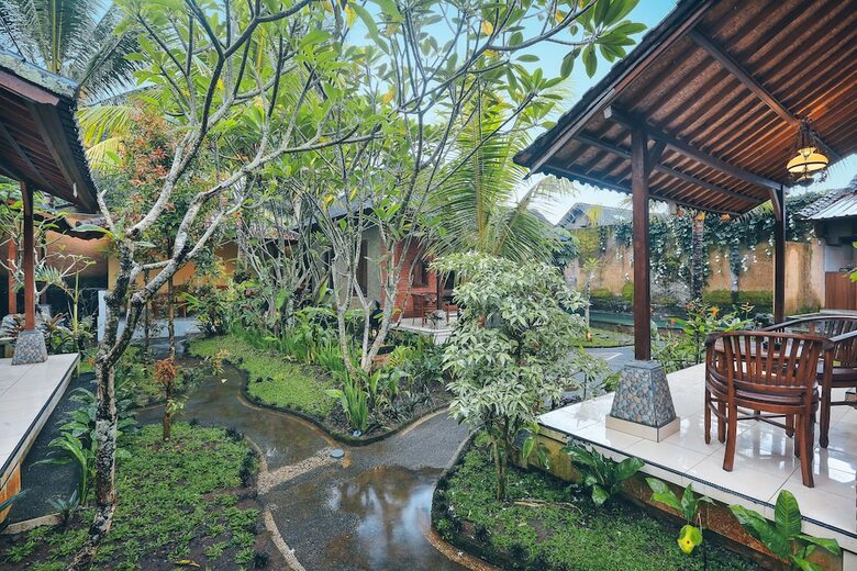 Hotel The Alus Cottages