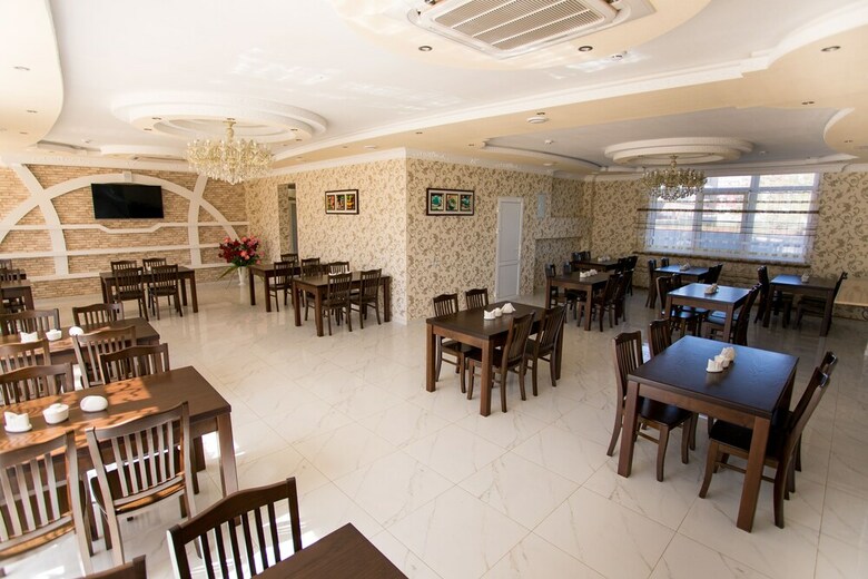Hotel Alfa Plyus