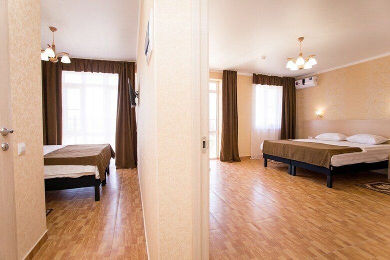 Hotel Alfa Plyus