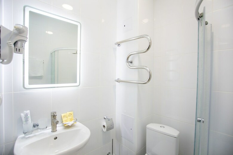 Hotel Alfa Plyus