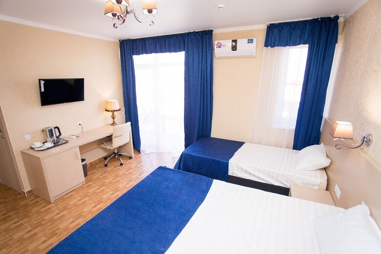 Hotel Alfa Plyus