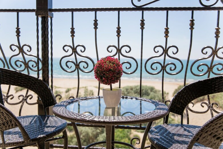 Hotel Alfa Plyus