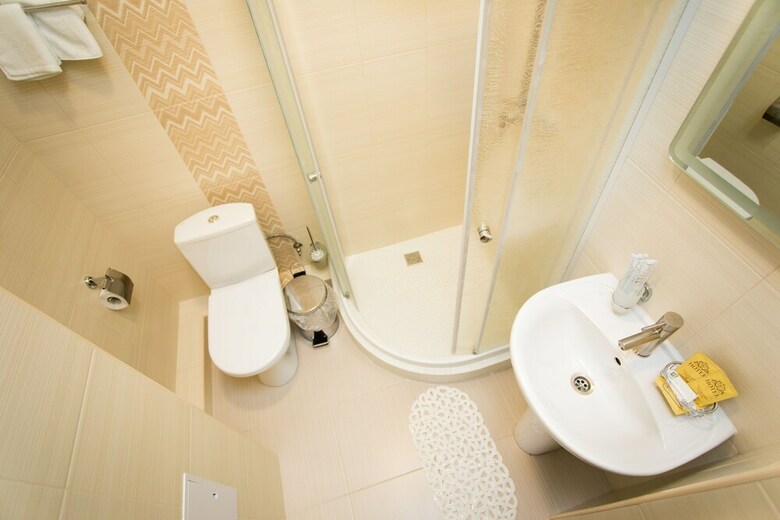 Hotel Alfa Plyus