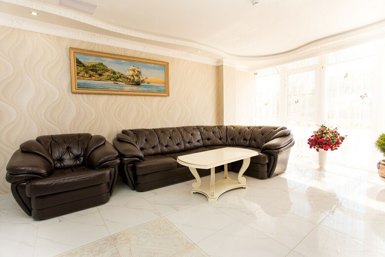 Hotel Alfa Plyus