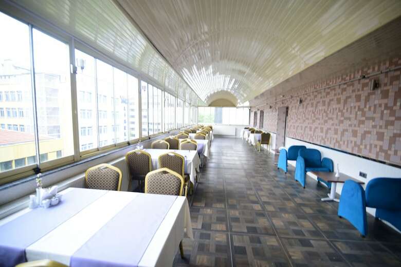 �zdemir Palas Hotel