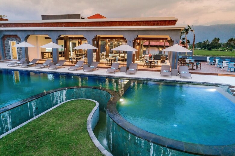 Hotel Lovina Beach Club & Resort