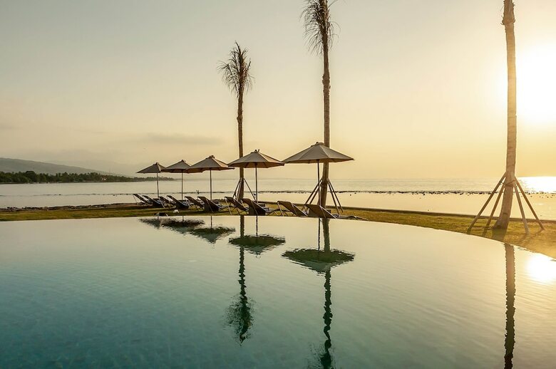Hotel Lovina Beach Club & Resort