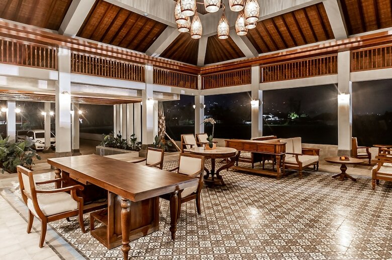 Hotel Lovina Beach Club & Resort