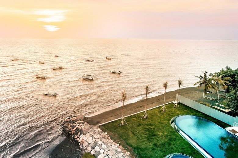 Hotel Lovina Beach Club & Resort