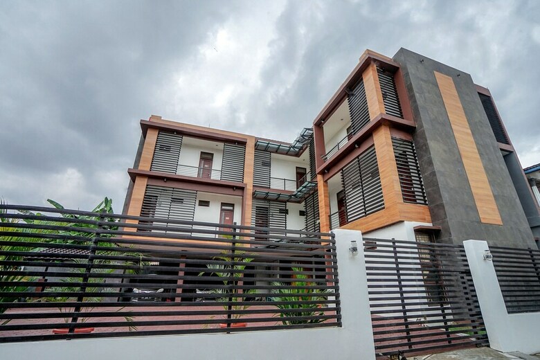 Hostal Oyo 932 Griya Mas Residence Syariah
