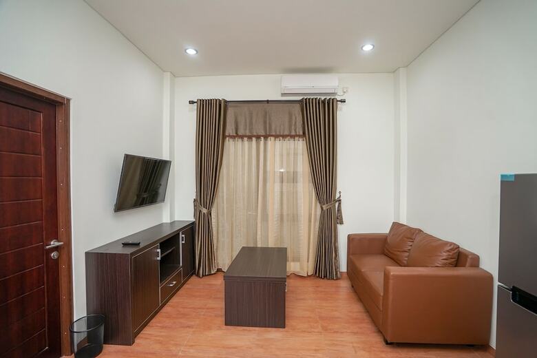 Hostal Oyo 932 Griya Mas Residence Syariah