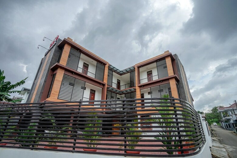 Hostal Oyo 932 Griya Mas Residence Syariah
