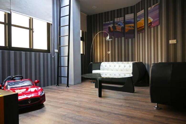 Hotel Happiness Romantic