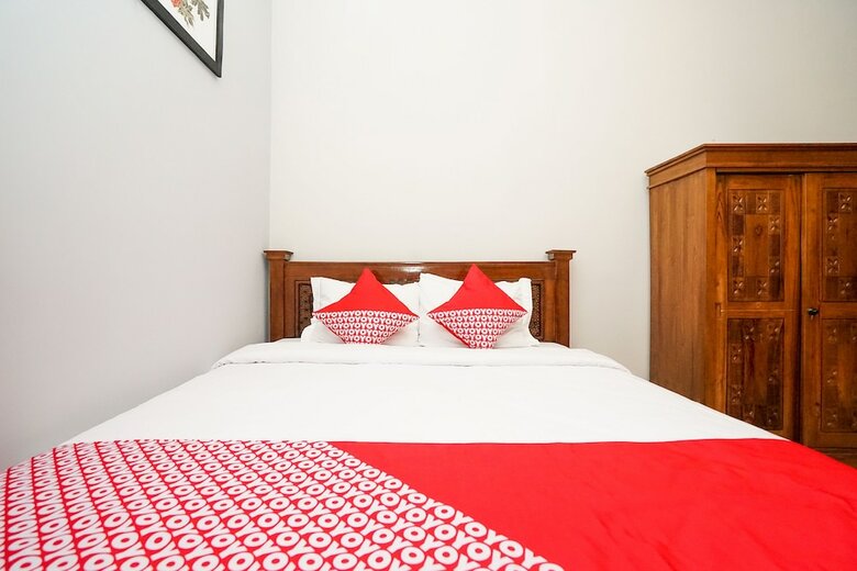 Hotel Oyo 720 Griya Nina Syariah