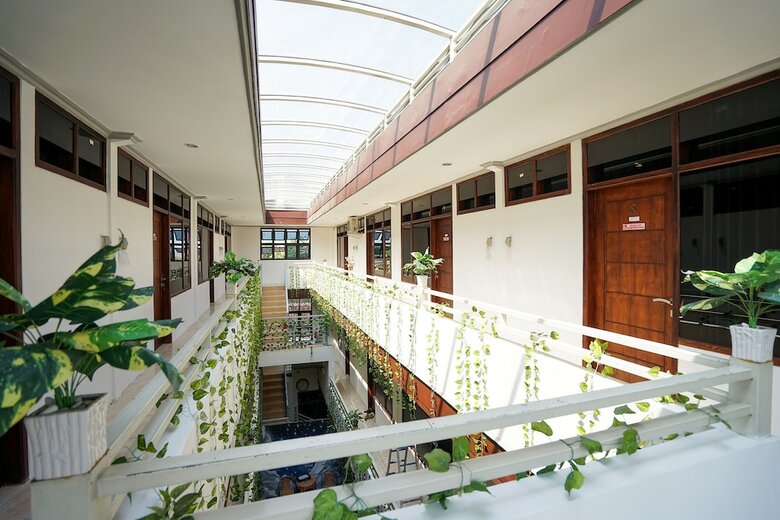 Hotel Oyo 720 Griya Nina Syariah