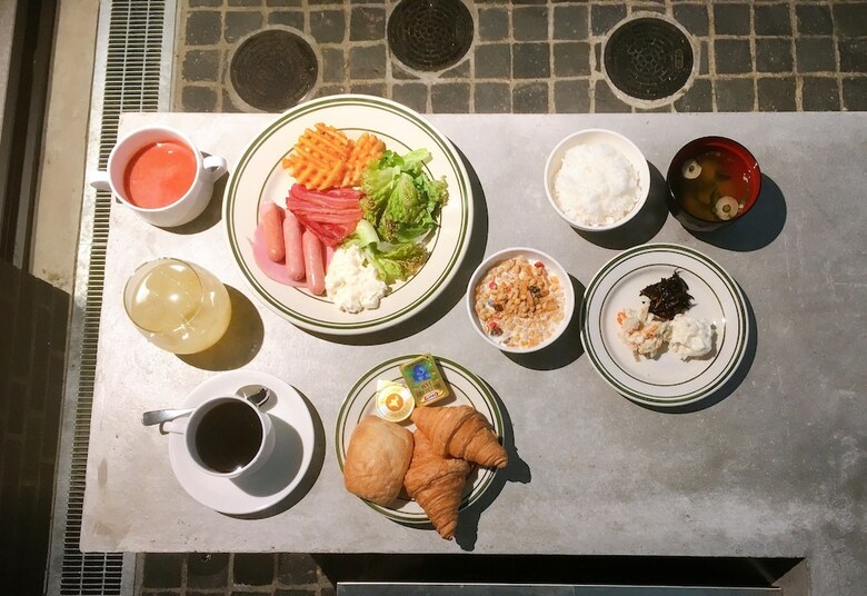 Cen Diversity Hotel & Cafe
