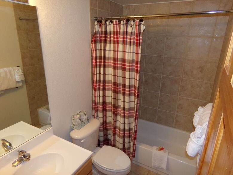 Prospector Village 3 Bed 3 Bath