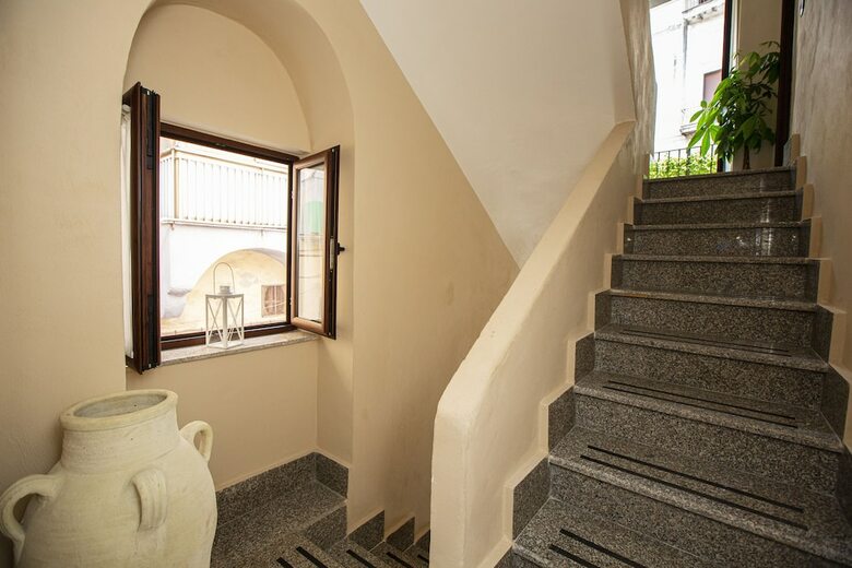 Real Corso B&B