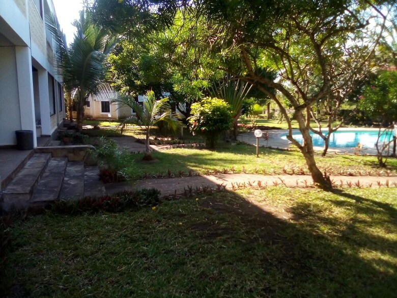 Apple Mango Apartments