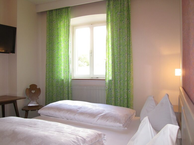 Hotel Schuster
