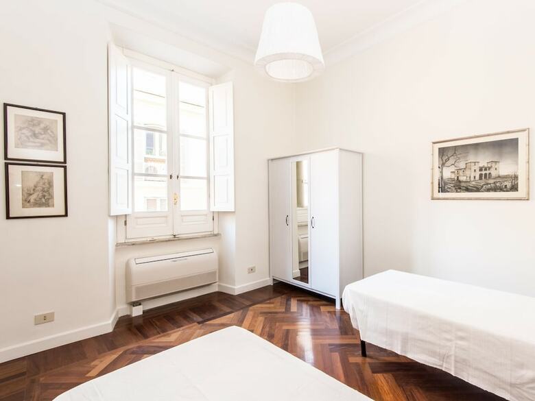Rsh Luxury Vatican Four Bedroom Apartment