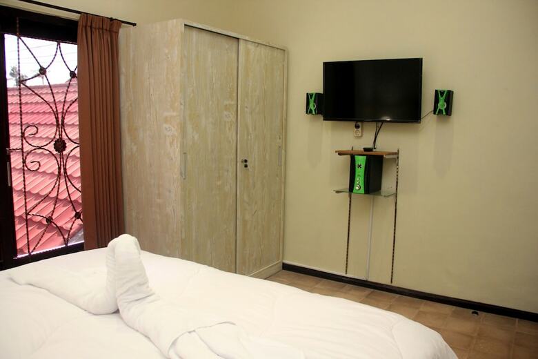 Hostal Ala Hostel