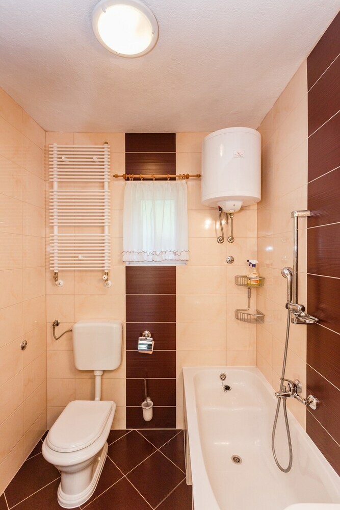 Apartamentos House Grgin