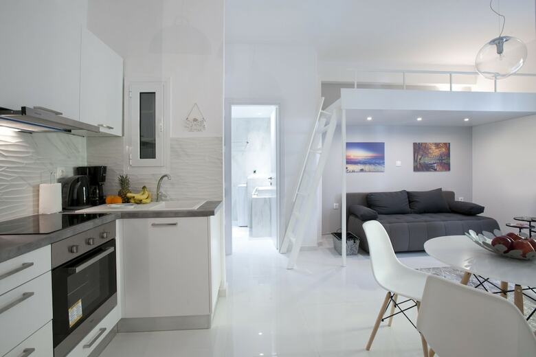 Victoria Square, Cozy And Stylish Apartment