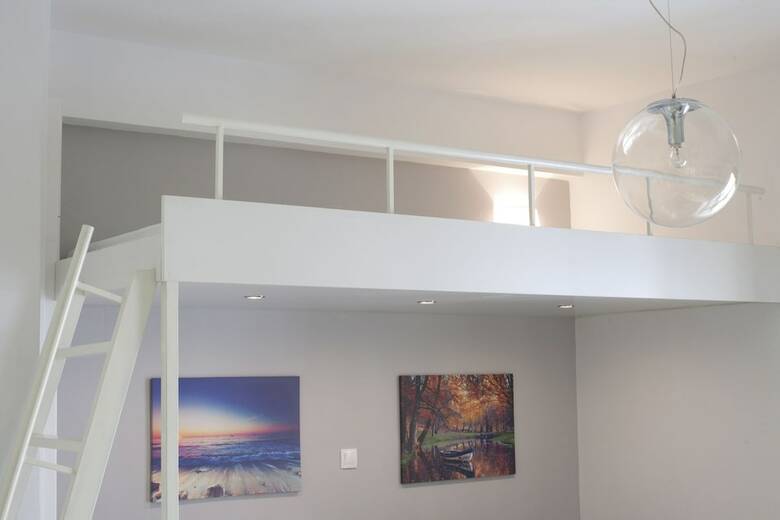 Victoria Square, Cozy And Stylish Apartment