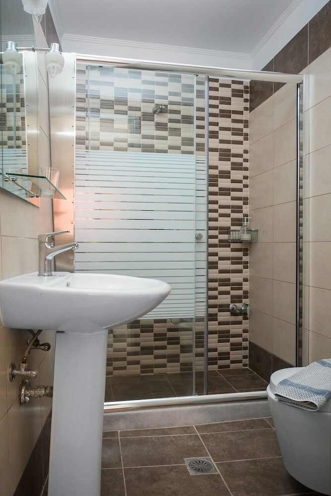 Fouxia Apartments And Studios