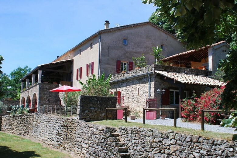 Bed & Breakfast Chambres D'h�tes Domaine Chanteperdrix