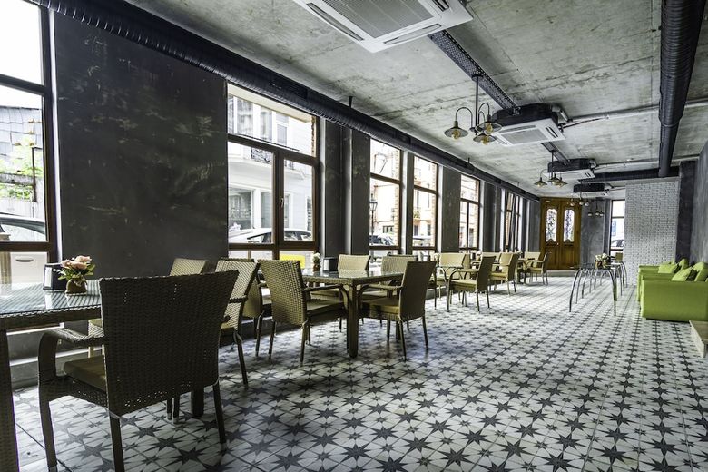Hotel London
