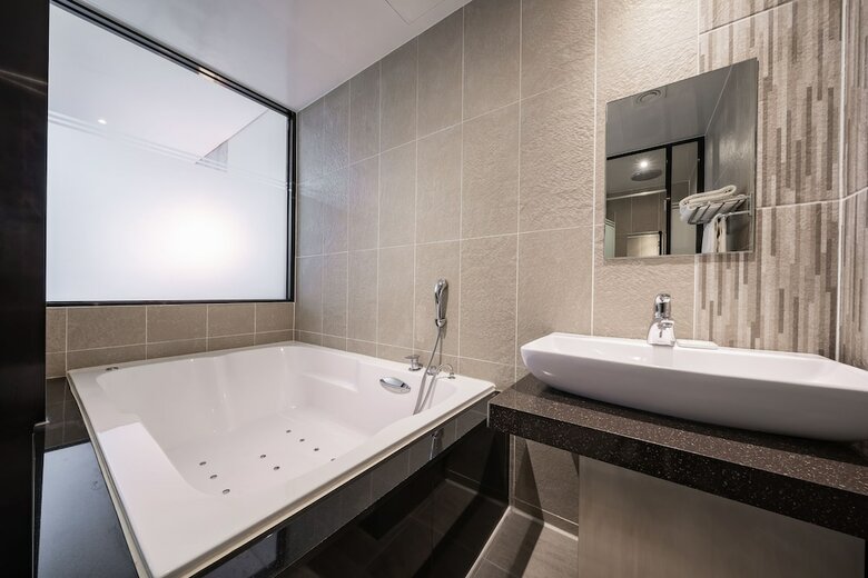 Seattle B Hotel