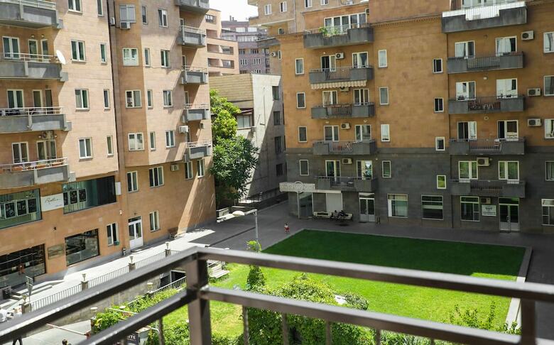 Teryan Pushkin Apart Hotel