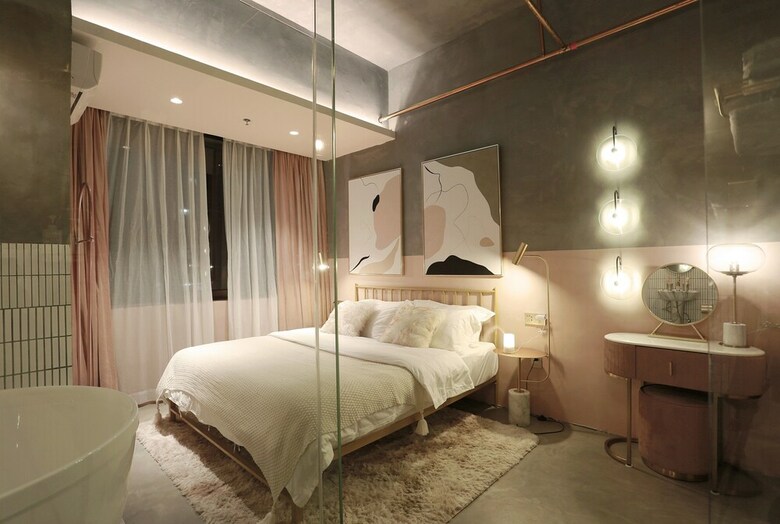 Black Gold Factory Boutique Design Hotel