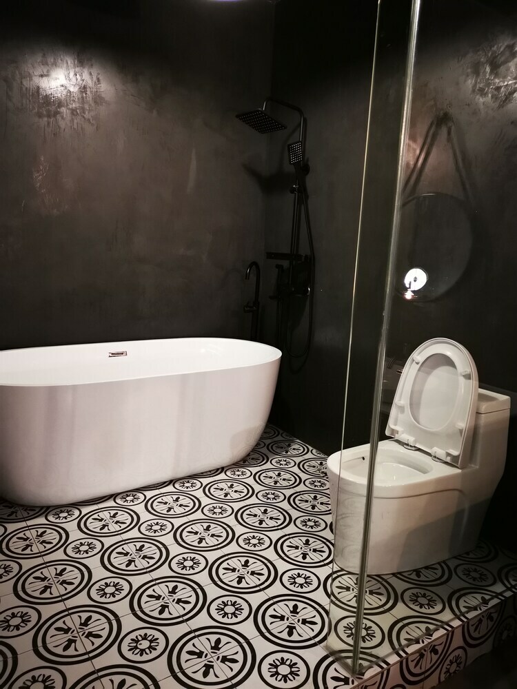 Black Gold Factory Boutique Design Hotel