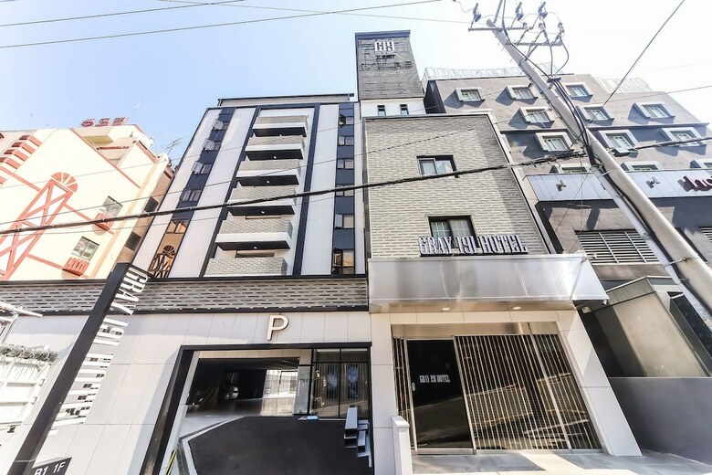 Gray 191 Hotel