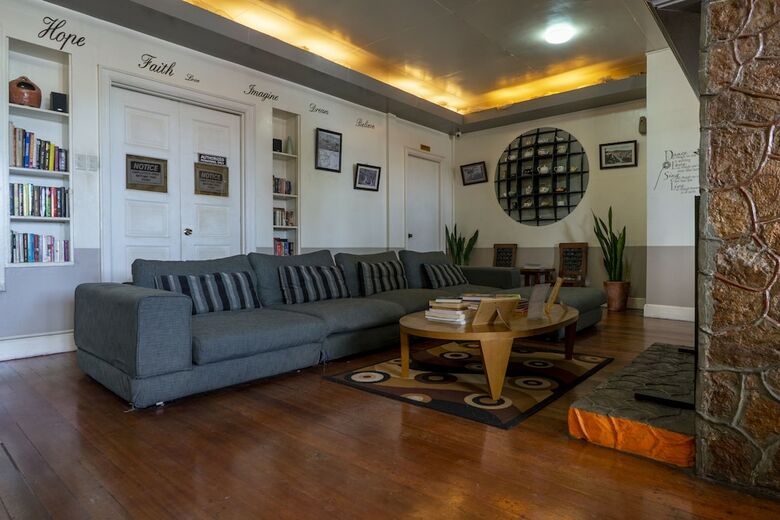 Old Orangewood Bed & Breakfast