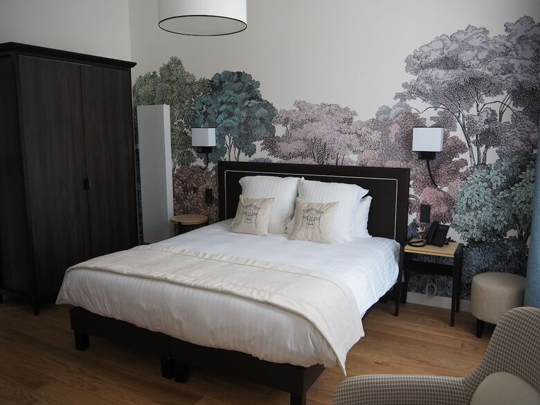 Hotel H�tel Coll�ge Des Doctrinaires