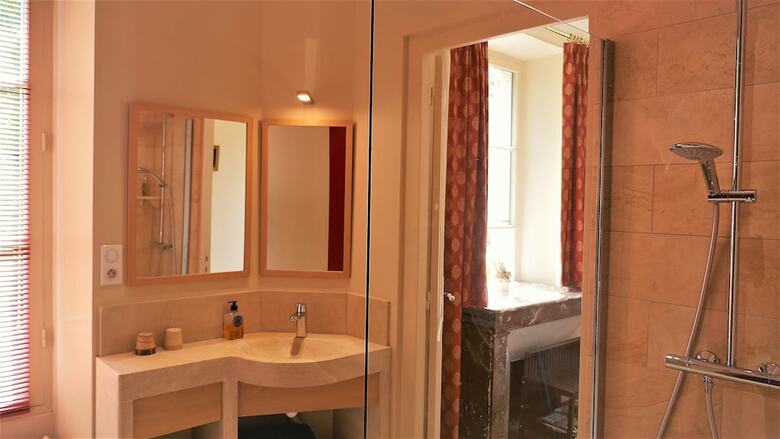Hotel Chambres D'h�tes - Ch�teau de Preuil