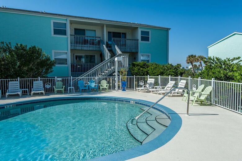 Villas On The Gulf Unit M5 - Two Bedroom Condo
