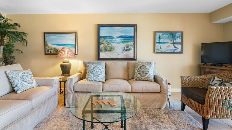 Regency Towers 603 East - One Bedroom Condo