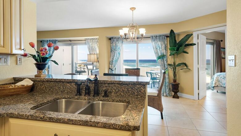 Regency Towers 603 East - One Bedroom Condo