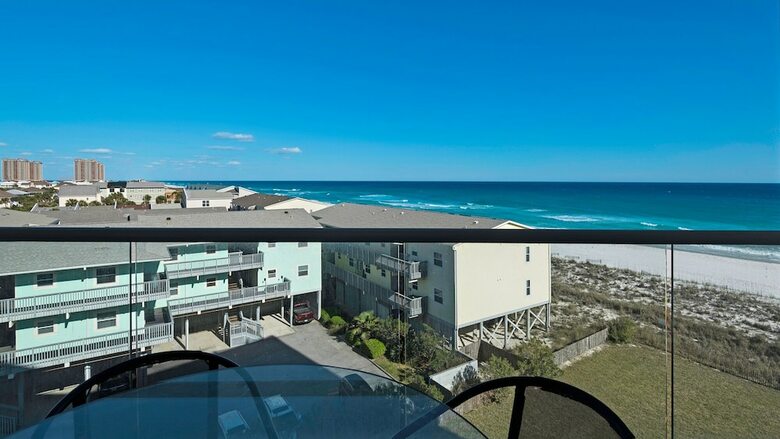 Regency Towers 603 East - One Bedroom Condo