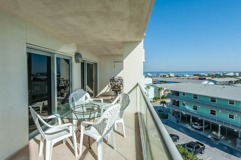 Regency Towers 603 East - One Bedroom Condo