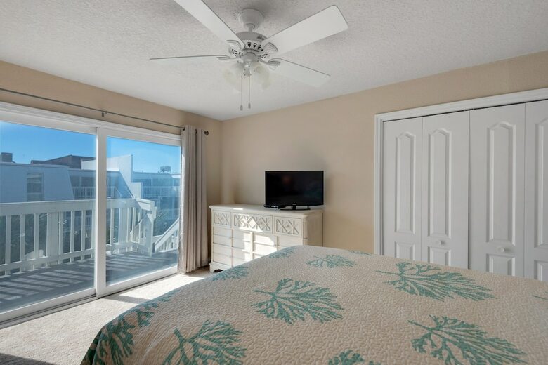 Boardwalk Unit C6 - Two Bedroom Condo
