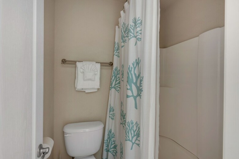 Boardwalk Unit C6 - Two Bedroom Condo
