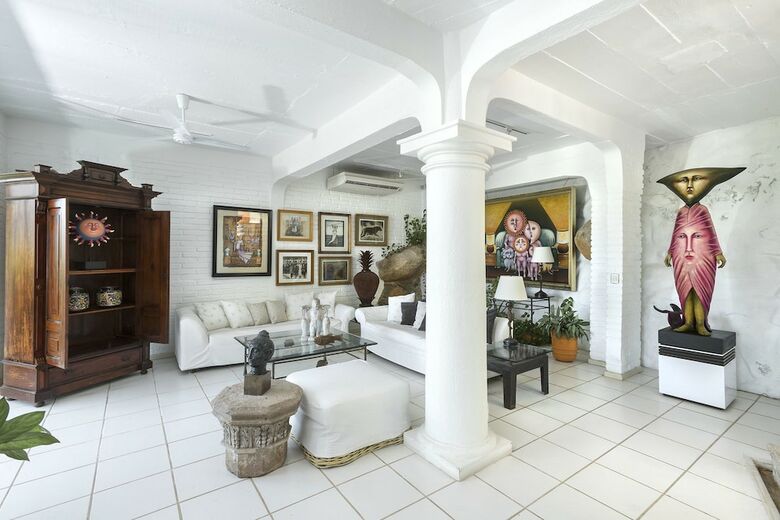 Casa Galeria By Sergio Bustamante