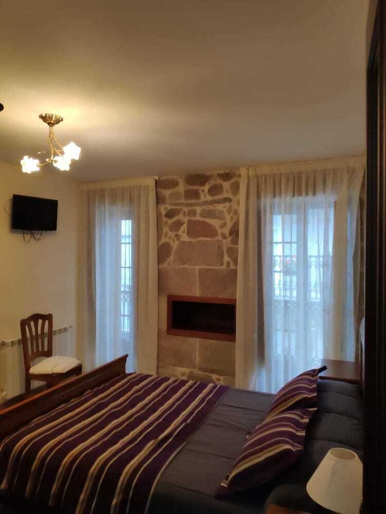Pension A Fonti�a