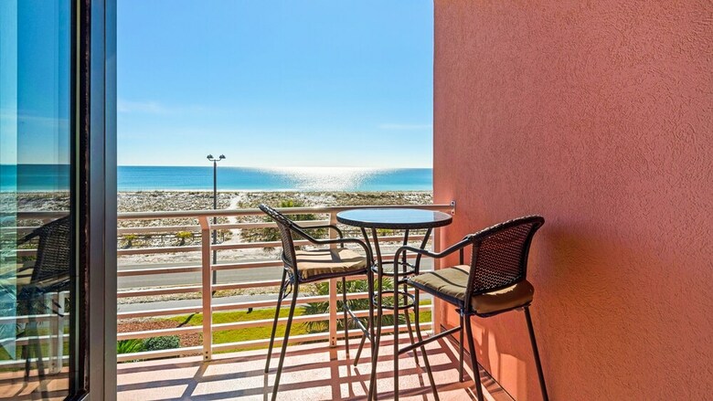 Palm Beach Club 2302 - Two Bedroom Condo